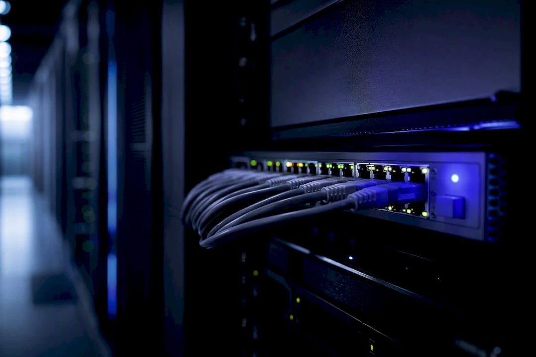 Dominio vs IP server: cosa cambia e quando usare l'uno o l'altro